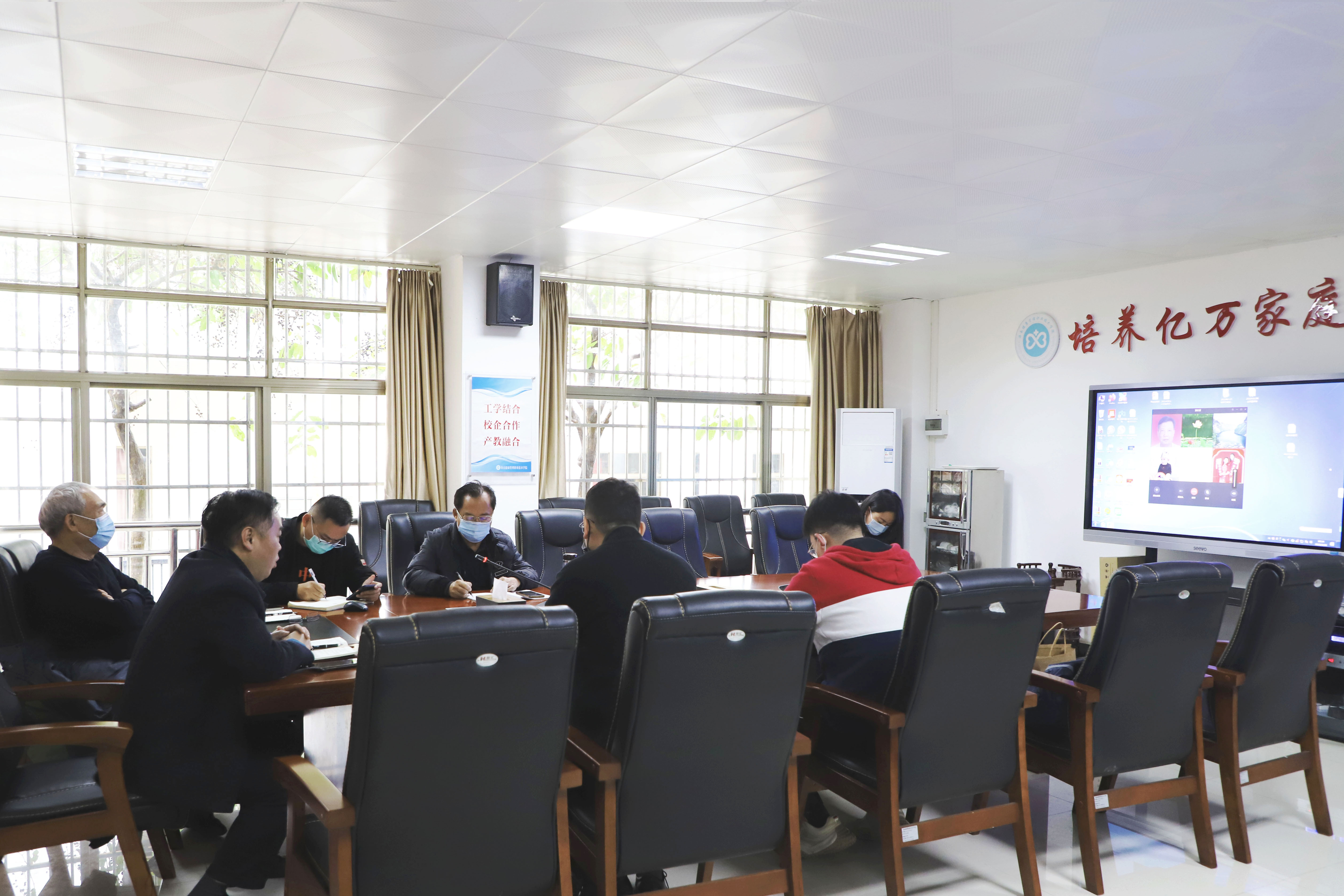 1645351678519714.jpg 1645351678519714.jpg