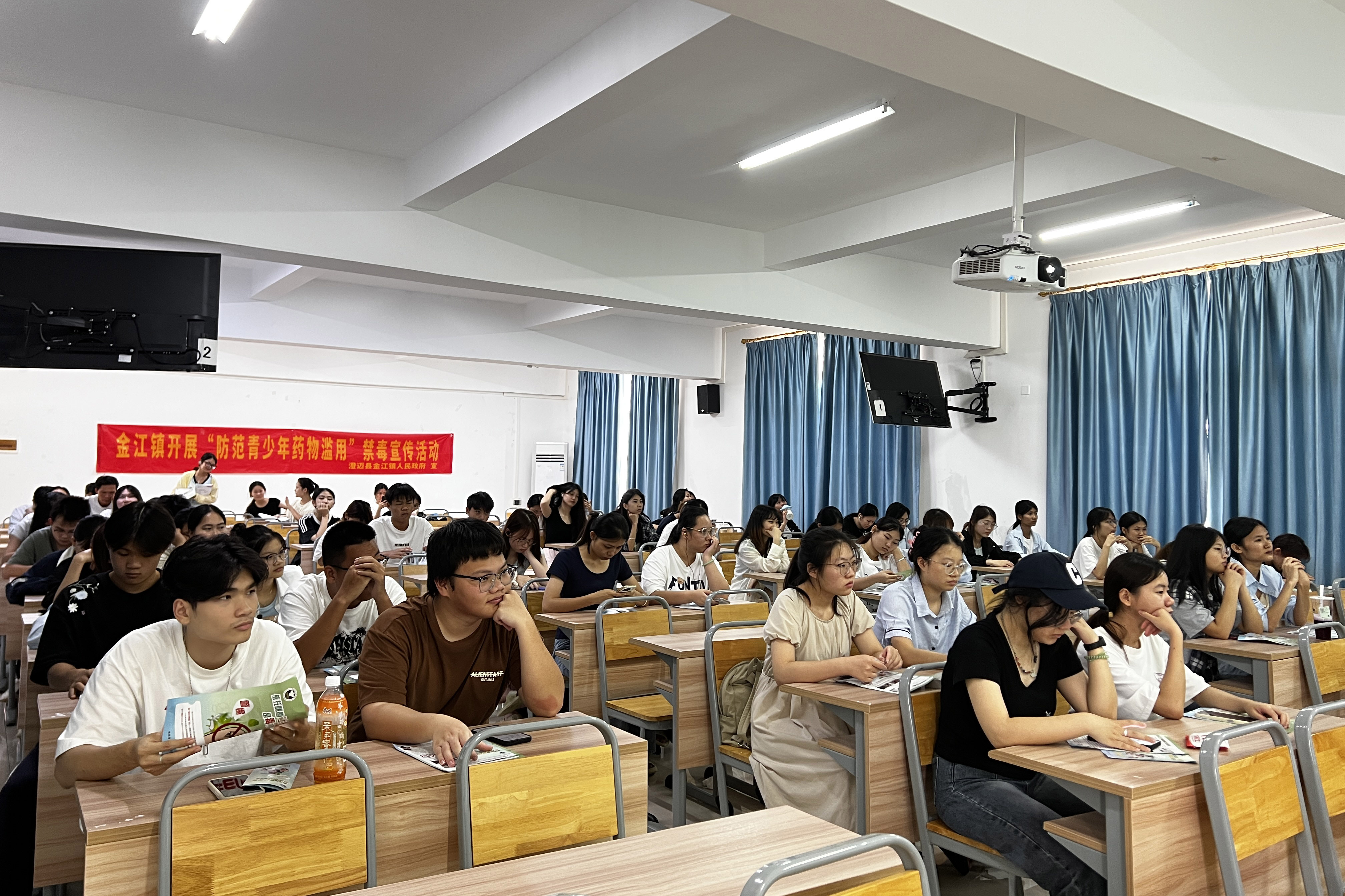 1747620347194823.jpg 1747620347194823.jpg