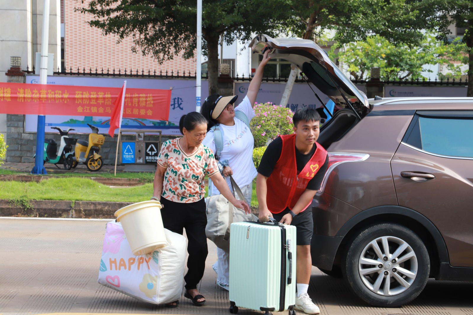 1757763877378559.jpg 1757763877378559.jpg