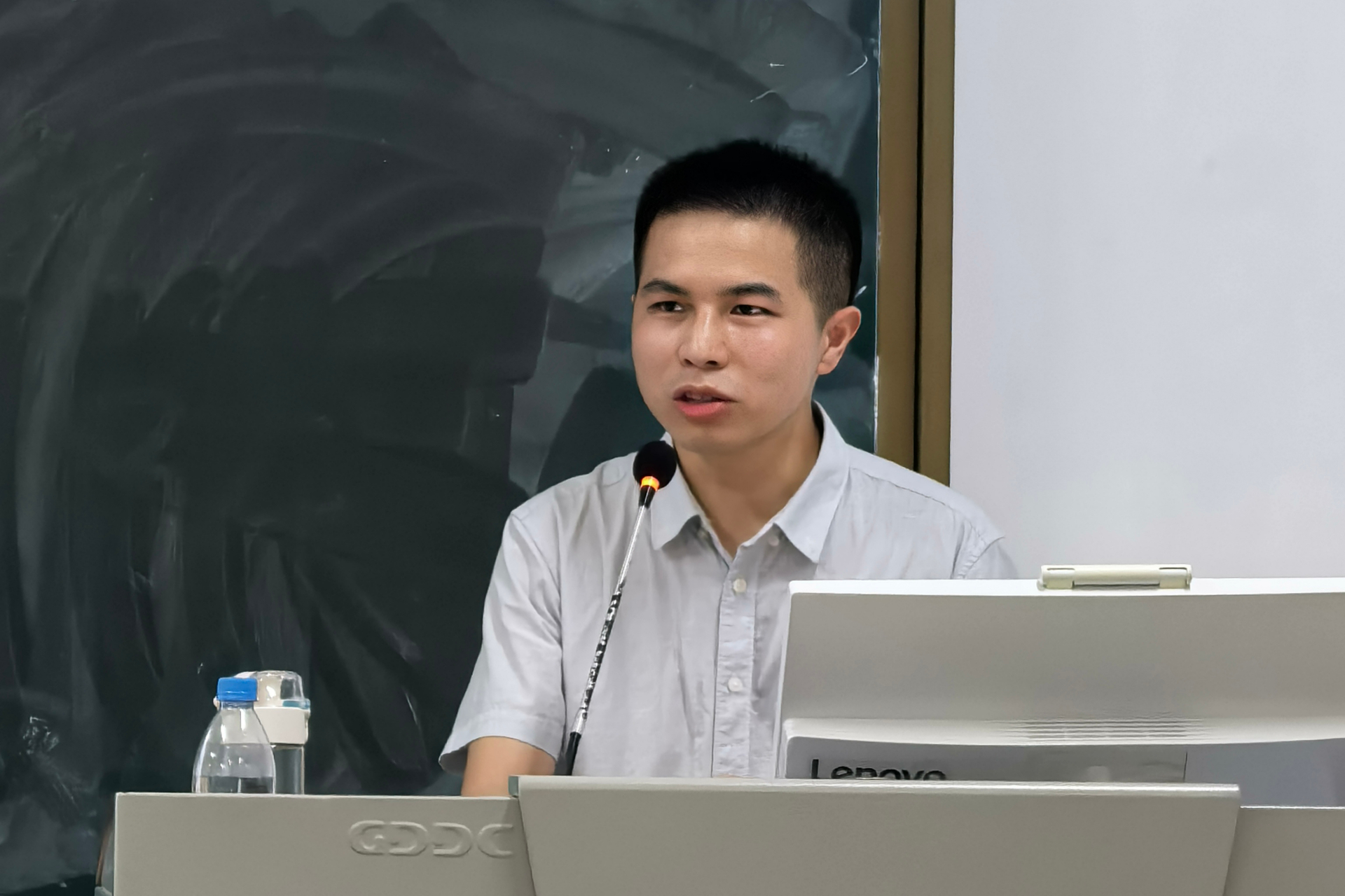 分享会1.jpg